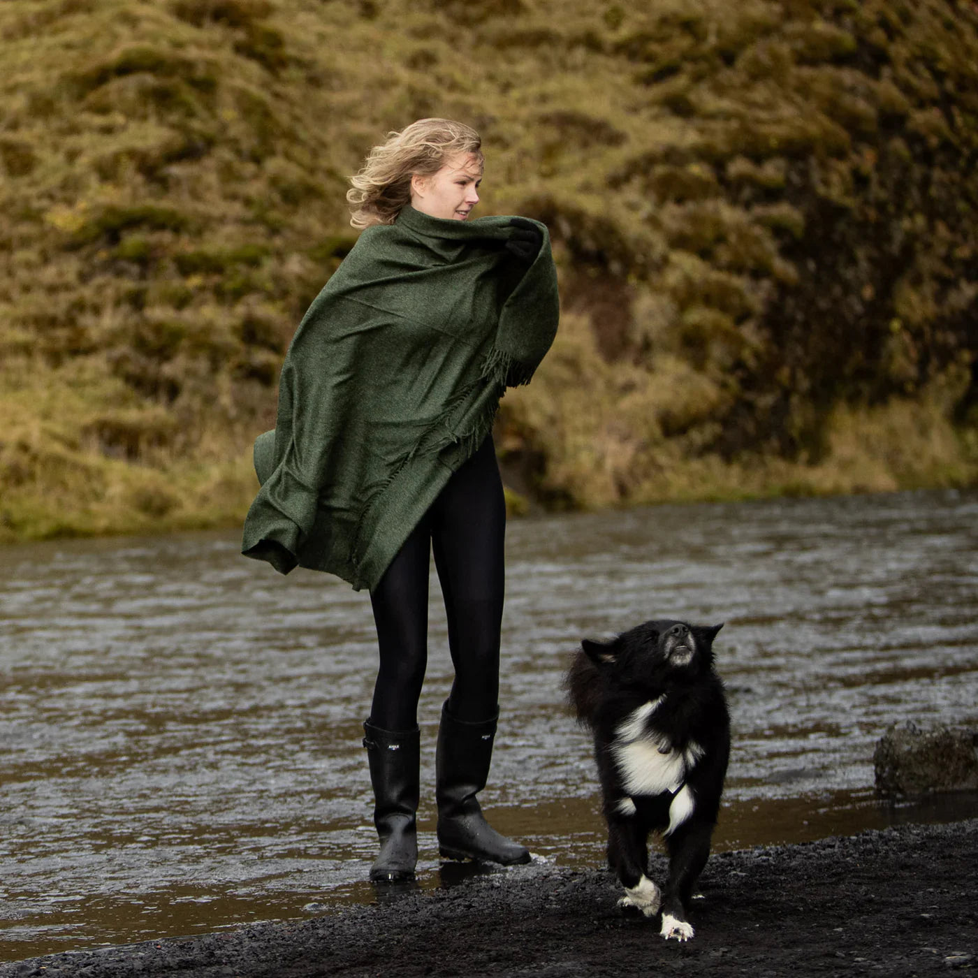 L'Evoine Alpaca Plaid Blanket for Horse & Rider