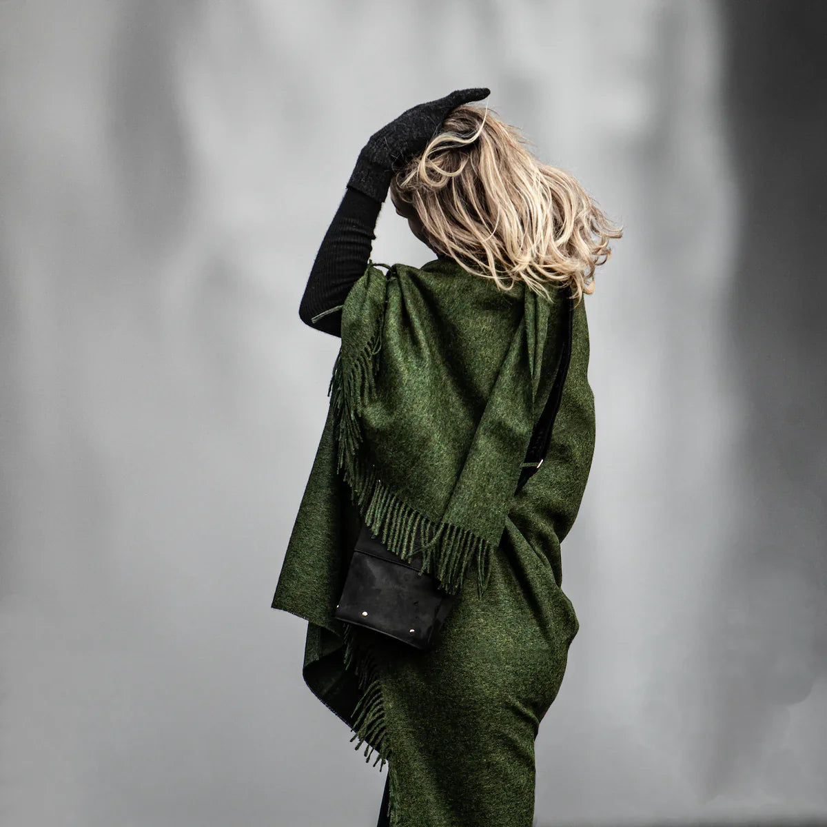 L'Evoine Alpaca Plaid Blanket for Horse & Rider